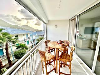 Cosy Studio, Mont Vernon fews steps from Orient Bay Beach - 1