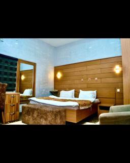 SPANISH KINGDOM APARTMENTS AND SUITES Ltd - 4