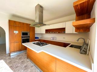 Urban Comfort Gzira 4 Bedroom Flat - Il-Gżira - 4