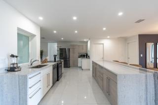155 Old Tamiami Trail - Naples - 7