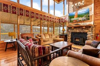 Family Mountainside Stay for 10 w Hot Tub & Mtn Views - 0
