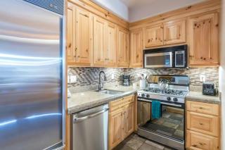 Mountain Village Getaway with Pool & Hot Tub - 5