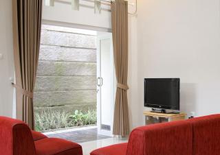 House Of Dahlia - Kejayan - 0