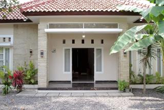 House Of Dahlia - Kejayan - 9