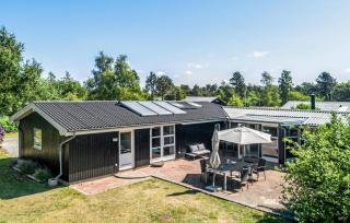 3 Bedroom Lovely Home In Rødby - Rødby - 2