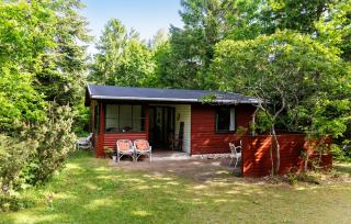 2 Bedroom Pet Friendly Home In Melby - Melby - 1