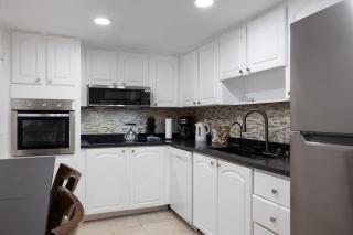 Beachfront 1 BR Apartment with Kitchen- Sian - 1