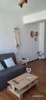 White Lotus seaside apartment - Kini - 6