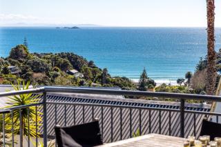2 LEVEL 2 BEDROOM VILLA w MAGNIFICENT OCEAN VIEWS BEDROOM BALCONY FREE WIFI - Palm Beach - 5