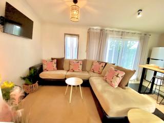 Salty Blue Beach House - Kalbarri - 2