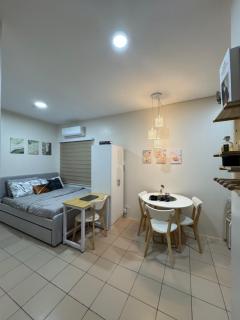 Tiny's BnB - Davao - 0