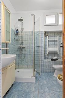 Central Apartment with panoramic Views of Old Town - Bucharest - 4