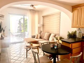Mykonos 1BR apt recently remodeled next to beach big pool - San José del Cabo - 6