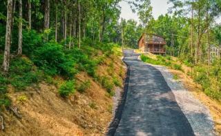 Stunning Cabin for 6 with Hot Tub & Pool Table - 3