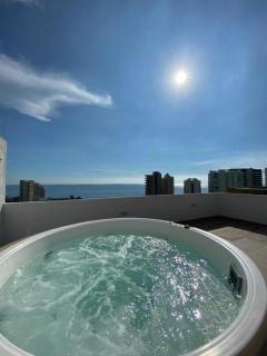 Magnífico apartamento, Santa Marta sector Irotama - 1