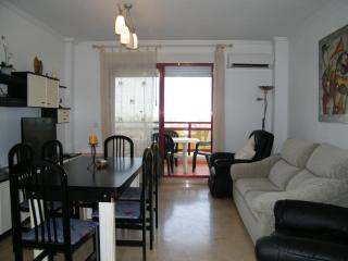 Playa de Gandía, 3 dormitorios con A/A piscina, tenis, pádel zonas ajardinadas, gimnasio y sauna. EXCLUSIVO FAMILIAS - ES-314-35 - Gandía - 1