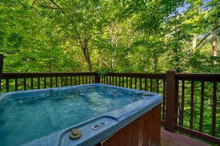 Cabin in Nature with Hot Tub & Games - Sevierville - 6