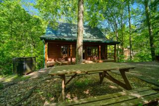 Cabin in Nature with Hot Tub & Games - Sevierville - 4