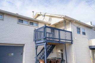 The Grand Elm Suite 2 - - 2