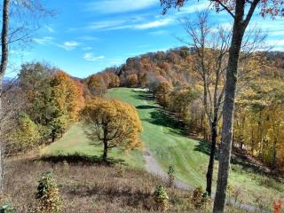 Outstanding Views! Golf, Mountains, Fireplace - 0