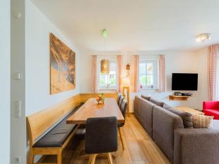 Chalet in Niedernsill near Ski Slopes, cleaning included - Niedernsill - 3