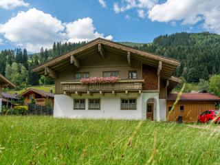 Chalet in Bramberg near Ski Slopes, cleaning included - Bicheln - 9
