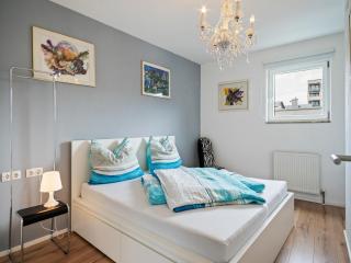 Apartment Innsbruck near Bergisel Ski Jump, cleaning included - 7