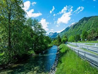 Chalet in Kaprun near Ski Slopes, cleaning included - Kaprun - 4