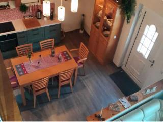 Apartment in Neuhaus near Petzen Ski Area, cleaning included - - 2