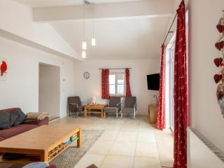 Farmhouse Niedernsill near Ski Slopes, cleaning included - Niedernsill - 0
