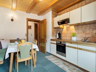 Chalet Bramberg near Ski Slopes, cleaning included - Dorf - 8