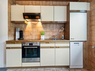 Chalet Bramberg near Ski Slopes, cleaning included - Dorf - 2