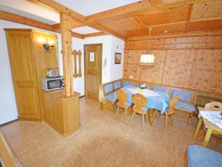 Charming Apartment in Arzl im Pitztal with 2 Bubble Baths, cleaning included - Arzl im Pitztal - 5
