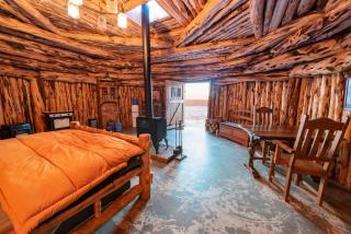 Traditional Navajo Home - Monument Valley, UT - Monument Valley - 6