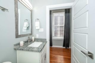 Findlay Market - Suite 5 for 2 - Cincinnati - 1