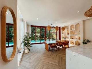Brand new luxury 2BR villa with jungle view - Tumbak Bayuh - 5