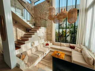 Brand new luxury 2BR villa with jungle view - Tumbak Bayuh - 7