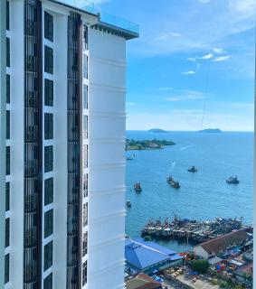 DOTS 21 Seaview High Floor Suite - 0