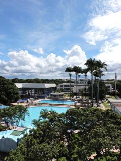 Local relaxante e bem localizado com TV Gigante - 4