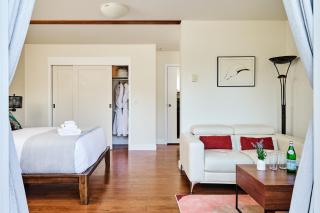 Liahona Guest House - 3