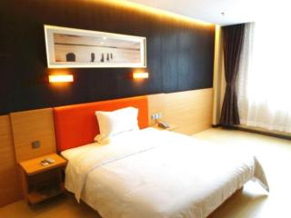 7 Days Premium Hotel Yangzhou Baoying Time Plaza Maternity and Child Healthcare Hospital - Huazhuang - 1