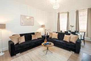 4 bed by Gloucester road station - Londra - 0