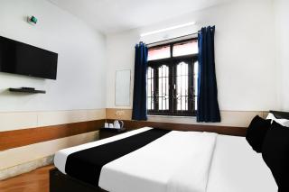 Super Hotel O Biswa Bangla Sarani - Thākurdwari - 8