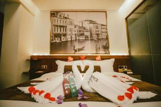 James Joyce Coffetel Wuhan Huanlegu Renhe Road Subway Station - Wuhan - 1