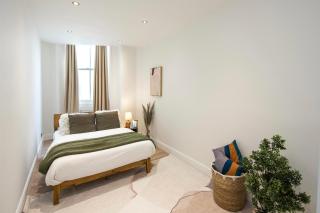 4 bed by Gloucester road station - Londra - 2