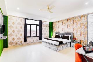 Super Collection O Ayodhya Near Airport - Faizābād - 8