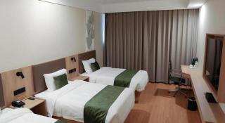 GreenTree Inn Express Shandong Qingdao Chengyang District Aodong Road - Qingdao - 6