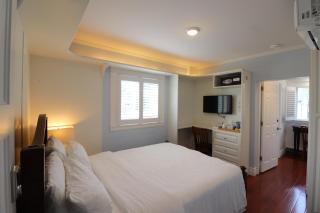Lipton Place by Elegant Waterfront - Victoria - 6