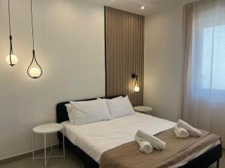 Modern Sliema Stay - Walk to Shops & Qui-Si-Sana Promenade - Sliema - 0