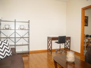 Immaculate furnished 1-Bedroom Apartment - 6